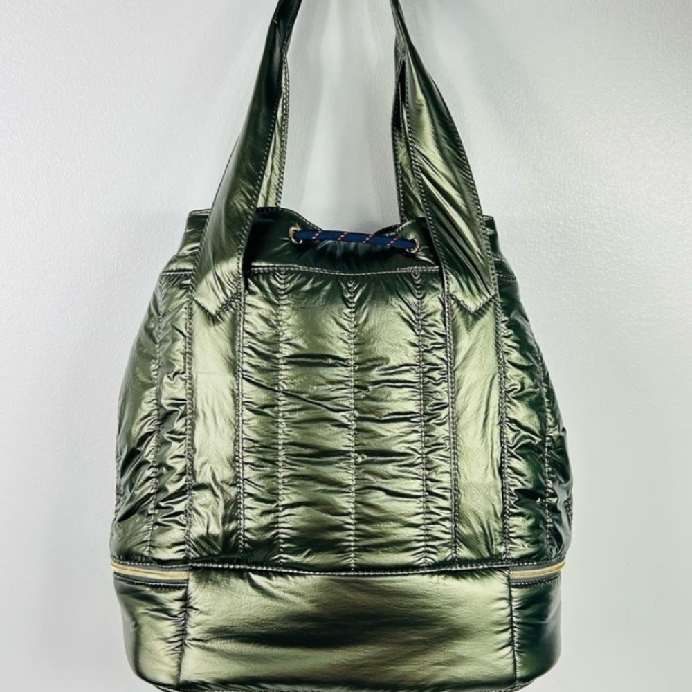 NWOT Stella & Dot Crush It Quilted Expandable Bucket Bag Metallic Olive Green